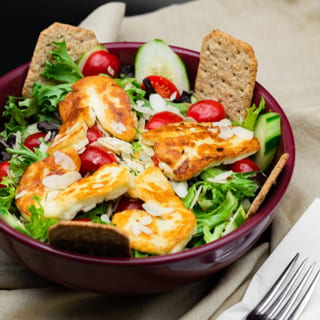 Hellim Salad